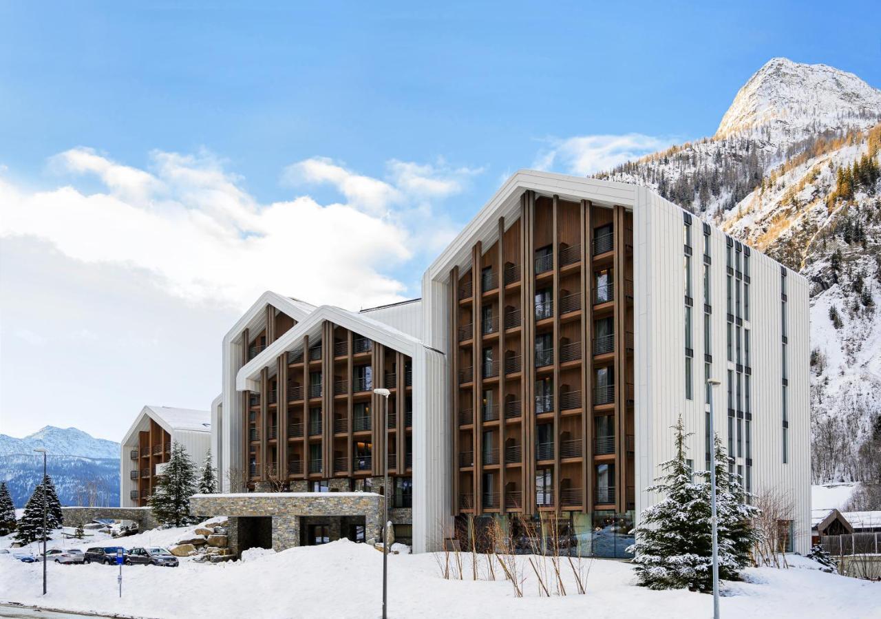 Th Courmayeur Hotel Exterior photo