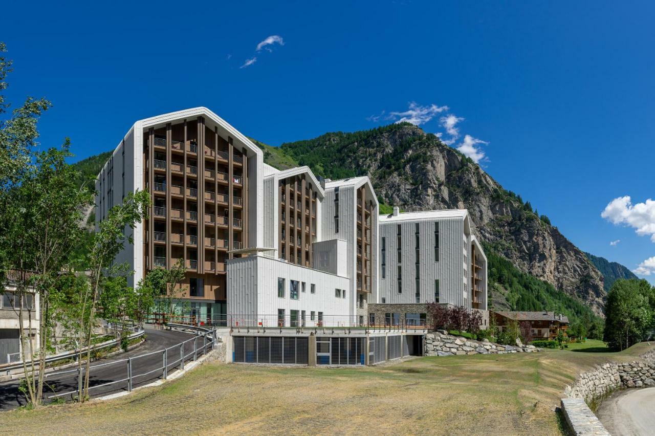 Th Courmayeur Hotel Exterior photo